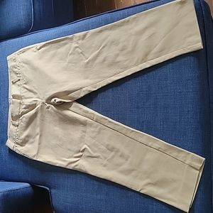 Loft tan Capri's size 4p